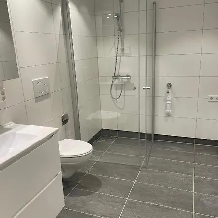 Helt Ny Leilighet Med Flott Beliggenhet Naert Havet Apartment Tromsø
